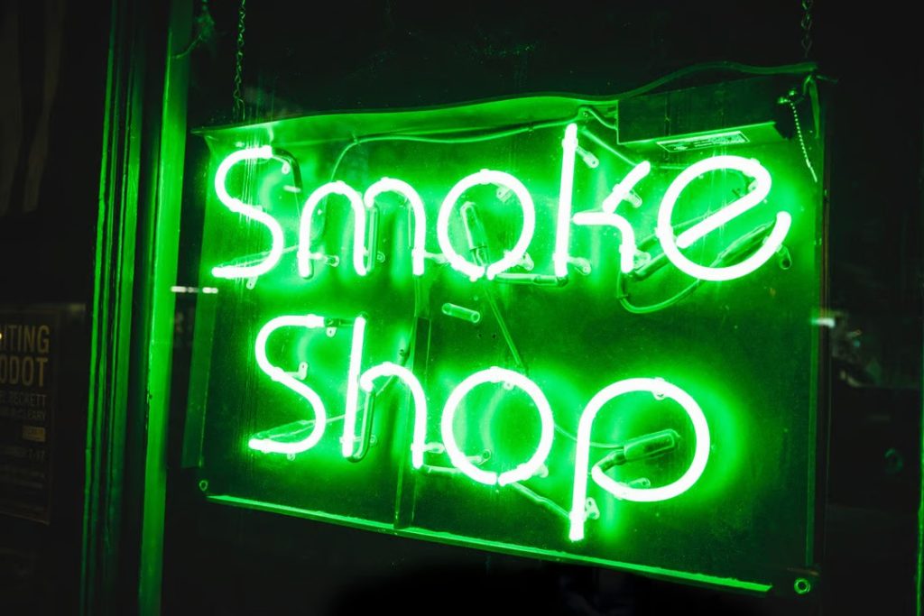 smoke shop - featured image